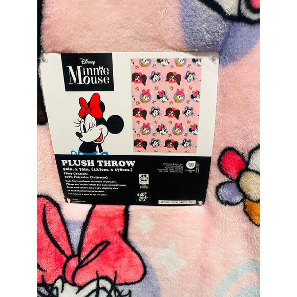 Minnie Mouse large Easter bundle with 50x70 pink soft throw, medium Minnie plush - Picture 3 of 7